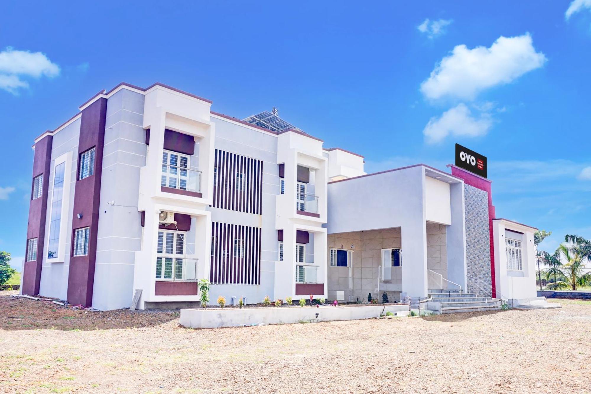 Hotel O Jeevan Restaurant & Lodging Kavathe Exterior photo